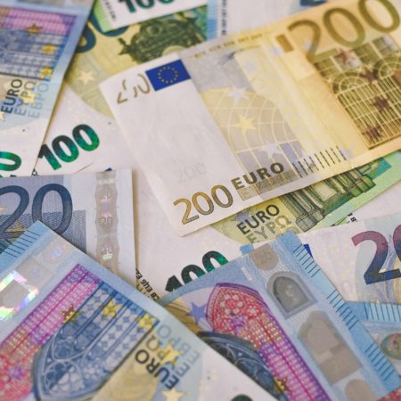 So handeln Sie bei Steuerhinterziehung richtig